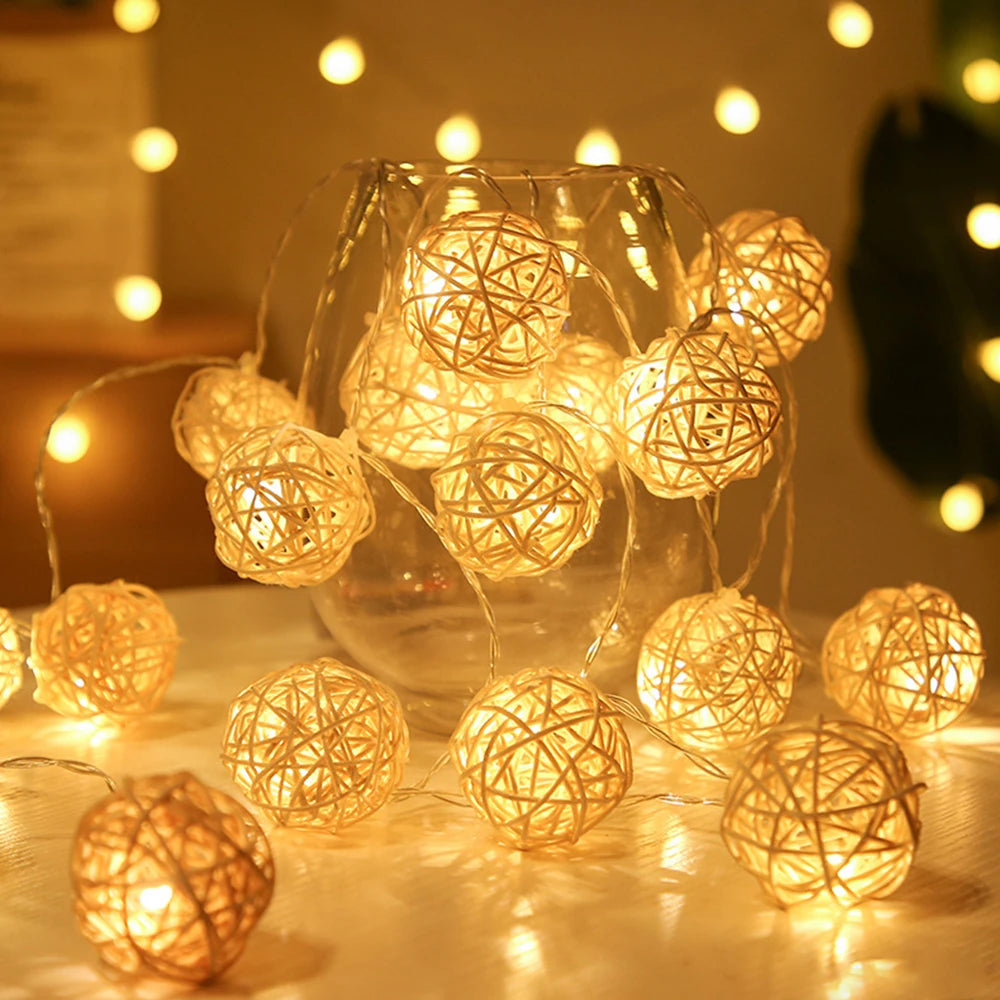 Battery Operated LED Rattan Ball Light 10/20/40