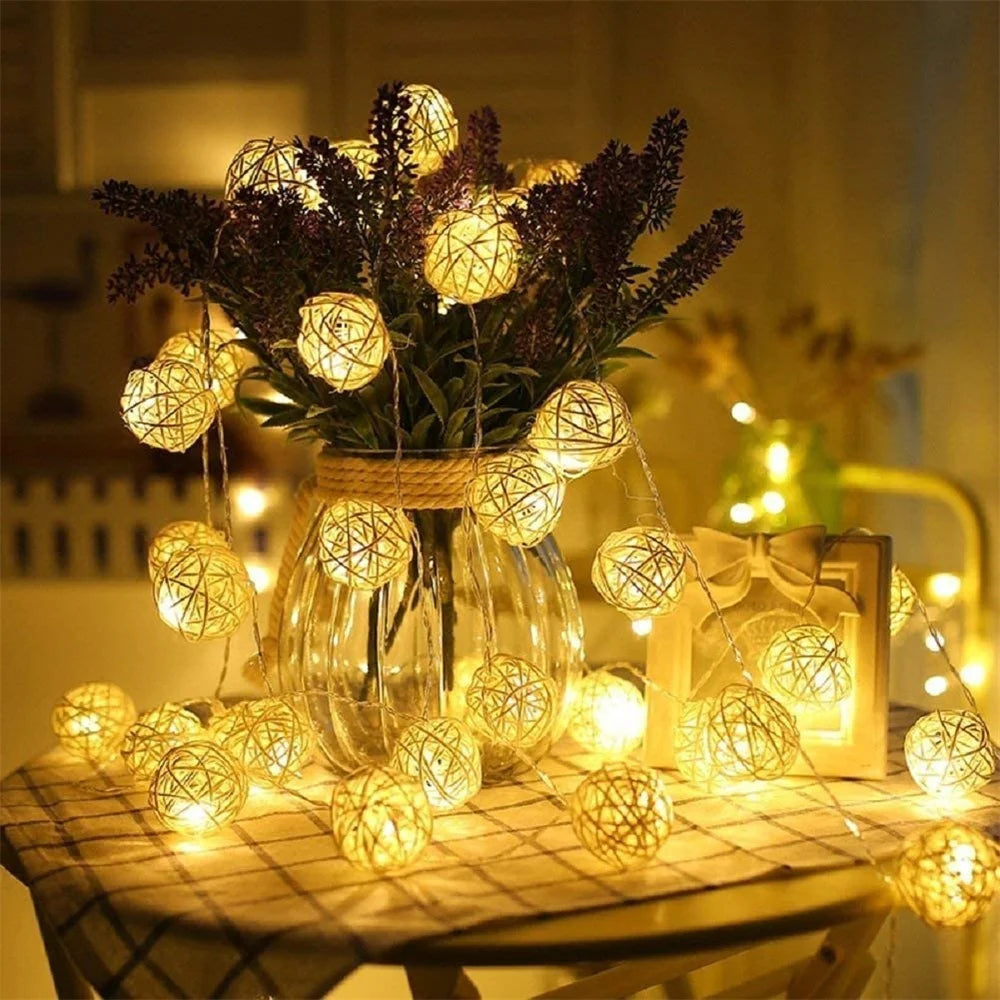 Battery Operated LED Rattan Ball Light 10/20/40